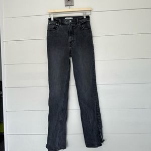 Abercrombie & Fitch Women’s 25 90s Straight Ultra High Rise Black Jeans